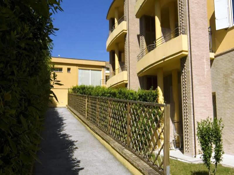 Hotel Residence Il Conero 2 Numana Buitenkant foto